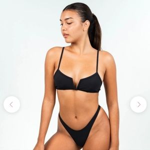 NoBadaddiction Swim top white